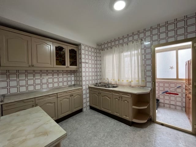 3 bedroom Apartment for rent in Alfaz del Pi / L'Alfàs del Pi - € 950 (Ref: 8774035)
