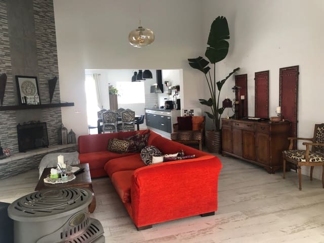 4 soverom Villa til salgs i Albir, Alfaz del Pi / L'Alfàs del Pi med svømmebasseng garasje - € 790 000 (Ref: 8823801)