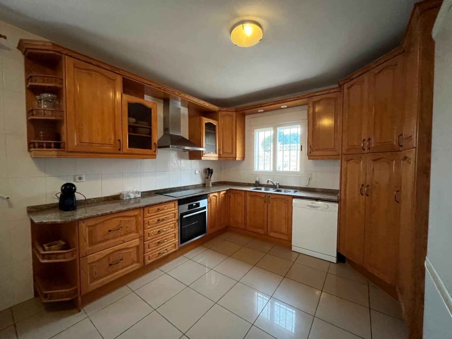 2 sypialnia Willa do wynajęcia w La Nucia z basenem garażem - 1 600 € (Ref: 8826475)