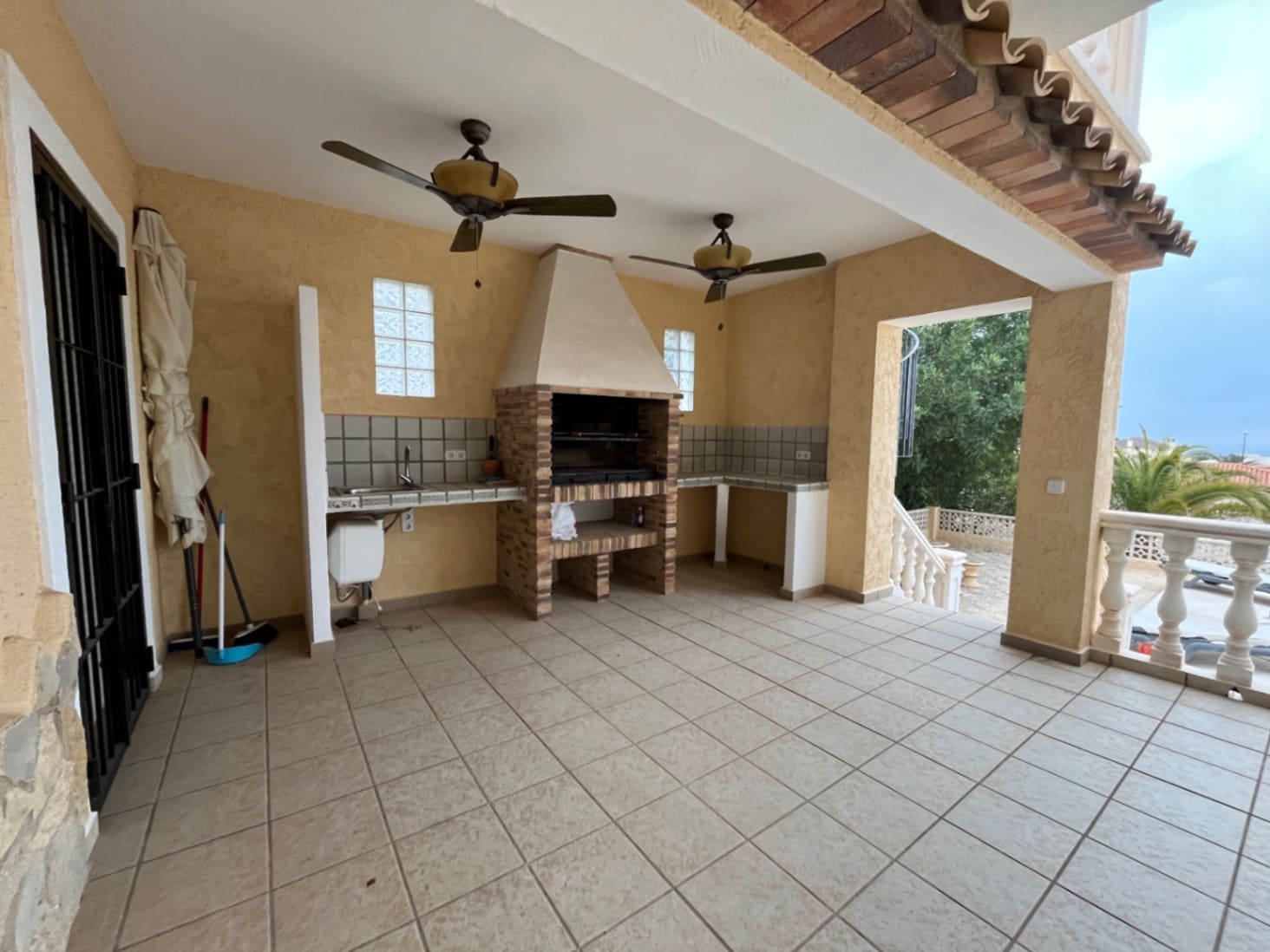 2 sypialnia Willa do wynajęcia w La Nucia z basenem garażem - 1 600 € (Ref: 8826475)
