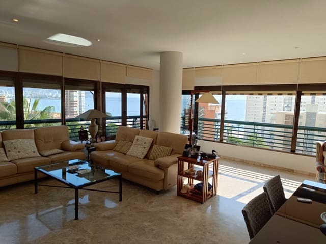 3 soverom Leilighet til salgs i Benidorm med svømmebasseng garasje - € 625 000 (Ref: 8826477)