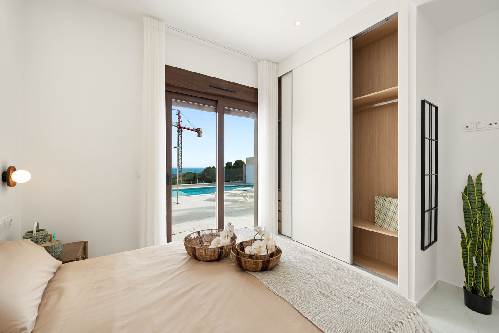 Chalet de 3 habitaciones en Polop en venta con piscina - 598.000 € (Ref: 8830110)