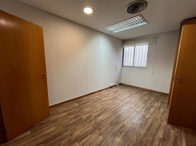 Kommersiell til leie i Polop - € 700 (Ref: 8903869)