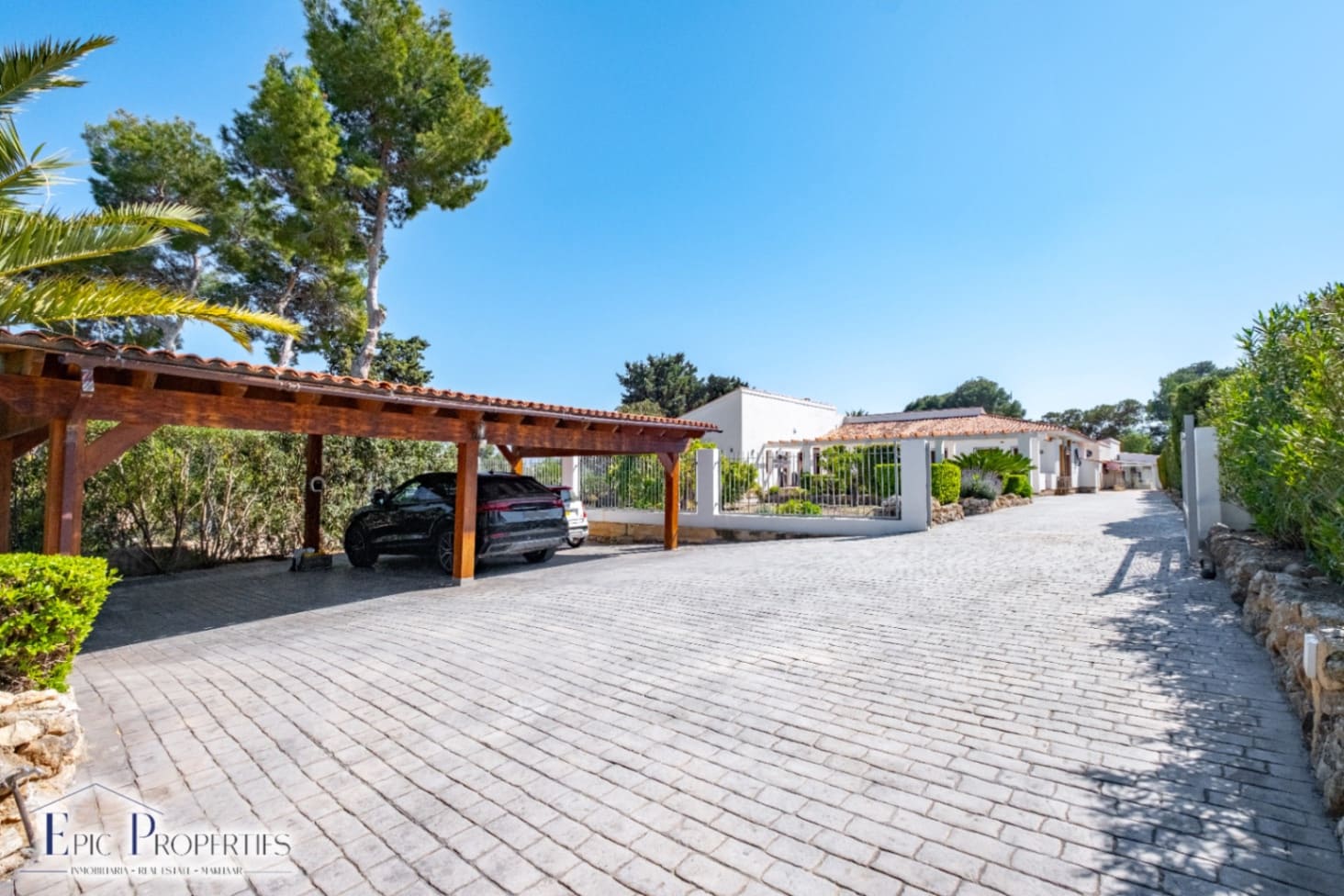 5 chambre Villa/Maison à vendre à Alfaz del Pi / L'Alfas del Pi avec piscine garage - 1 495 000 € (Ref: 8935831)