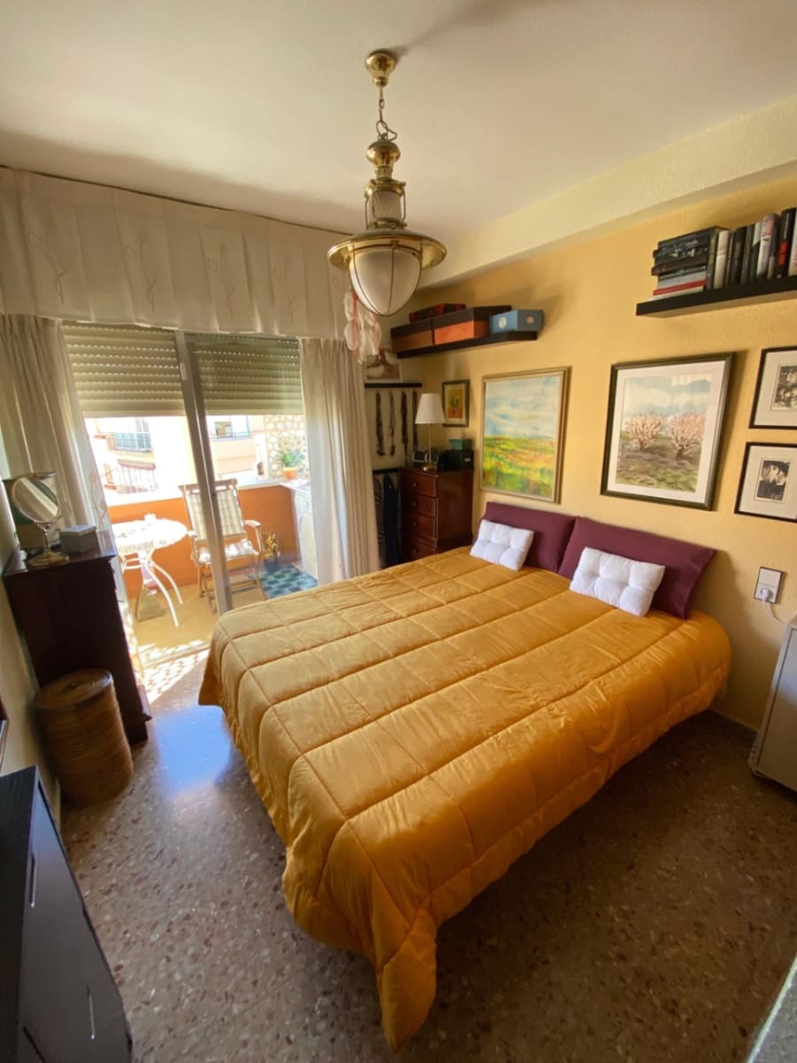 3 bedroom Apartment for sale in Alfaz del Pi / L'Alfas del Pi - € 190,000 (Ref: 8941981)