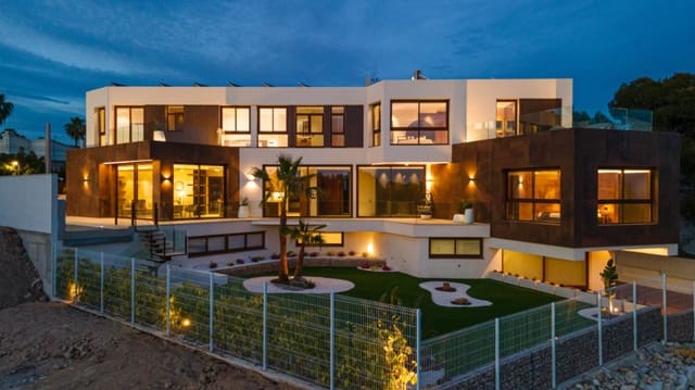 4 soverom Villa til salgs i Benidorm med svømmebasseng garasje - € 2 825 000 (Ref: 8941982)