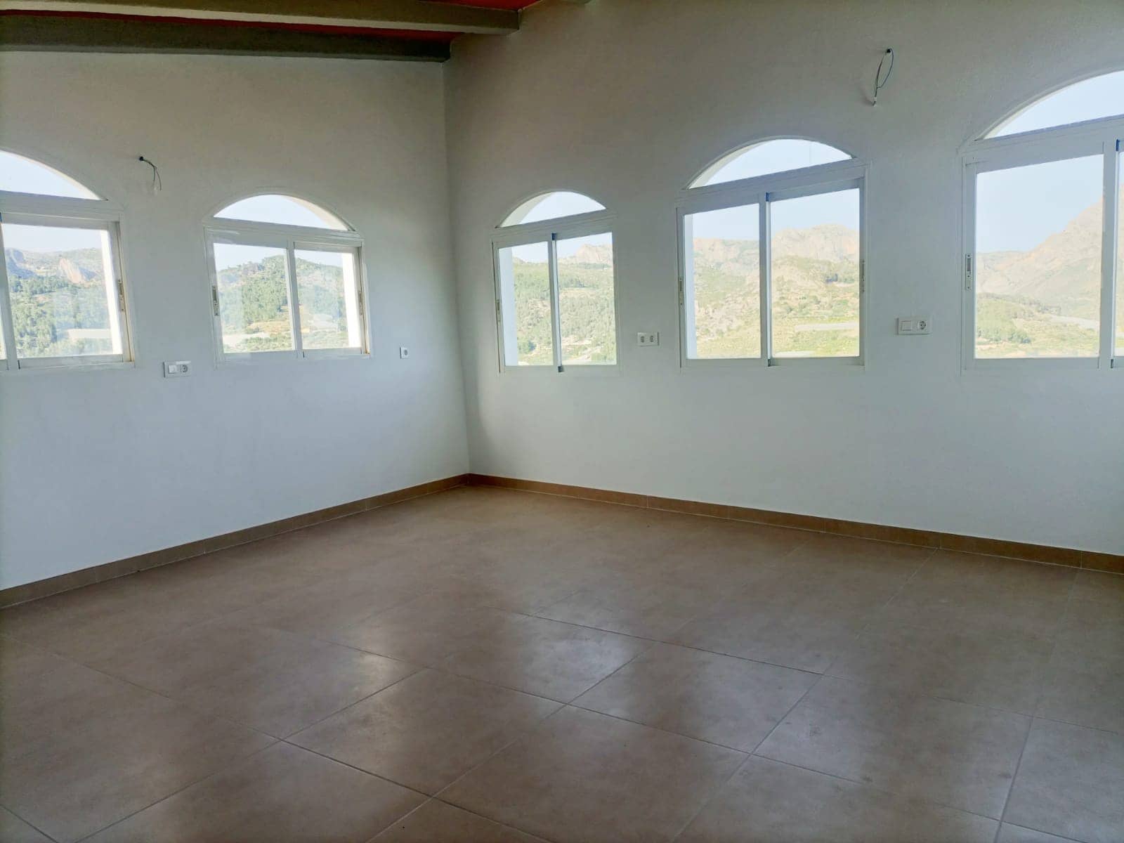 Chalet de 4 habitaciones en Callosa d'En Sarrià en venta con piscina garaje - 325.000 € (Ref: 8969364)