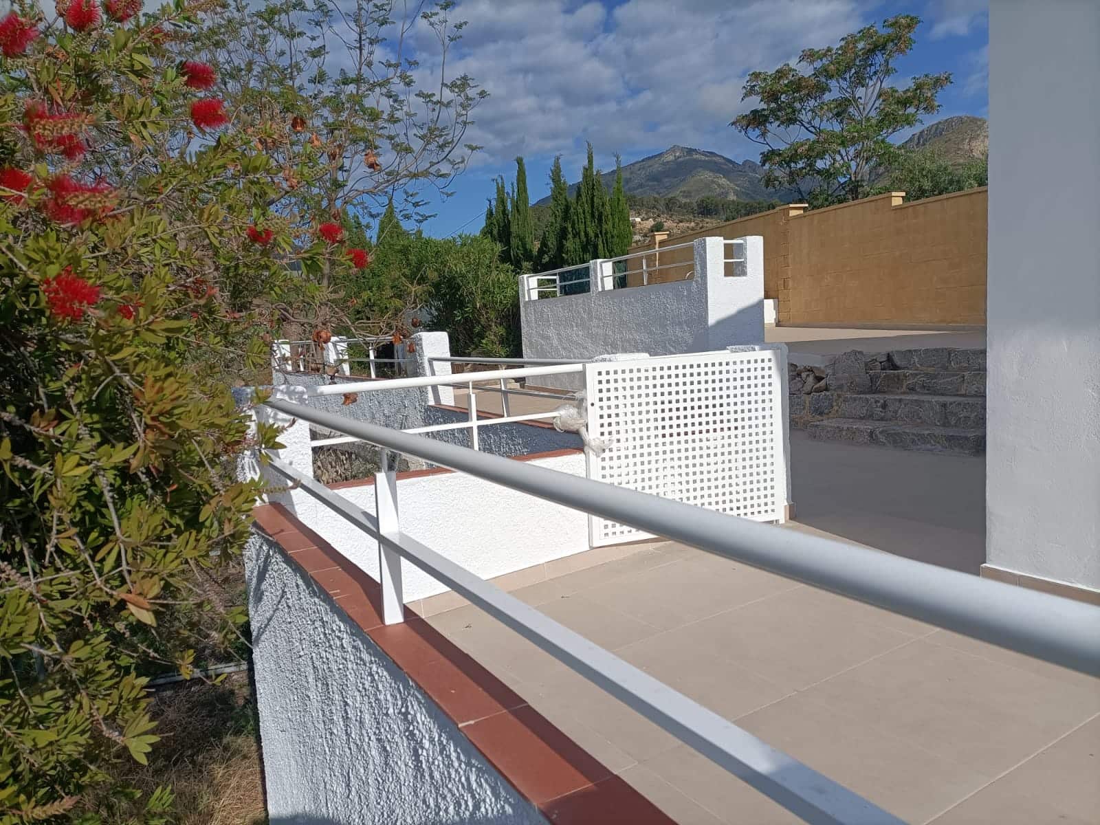Chalet de 4 habitaciones en Callosa d'En Sarrià en venta con piscina garaje - 325.000 € (Ref: 8969364)