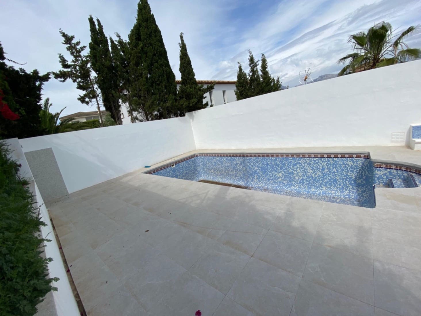 5 soverom Villa til salgs i Albir med svømmebasseng garasje - € 795 000 (Ref: 8971707)