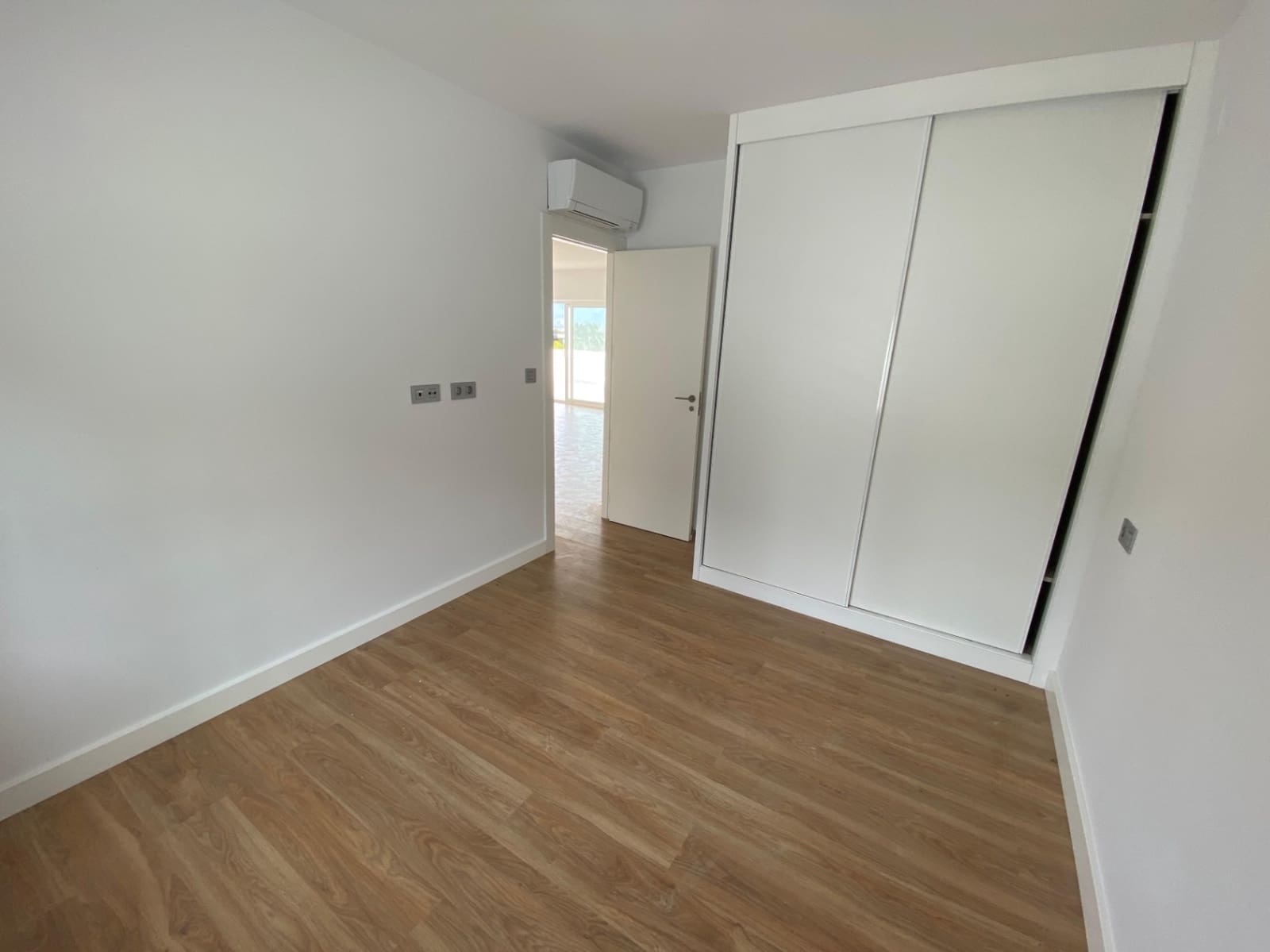 5 soverom Villa til salgs i Albir med svømmebasseng garasje - € 795 000 (Ref: 8971707)