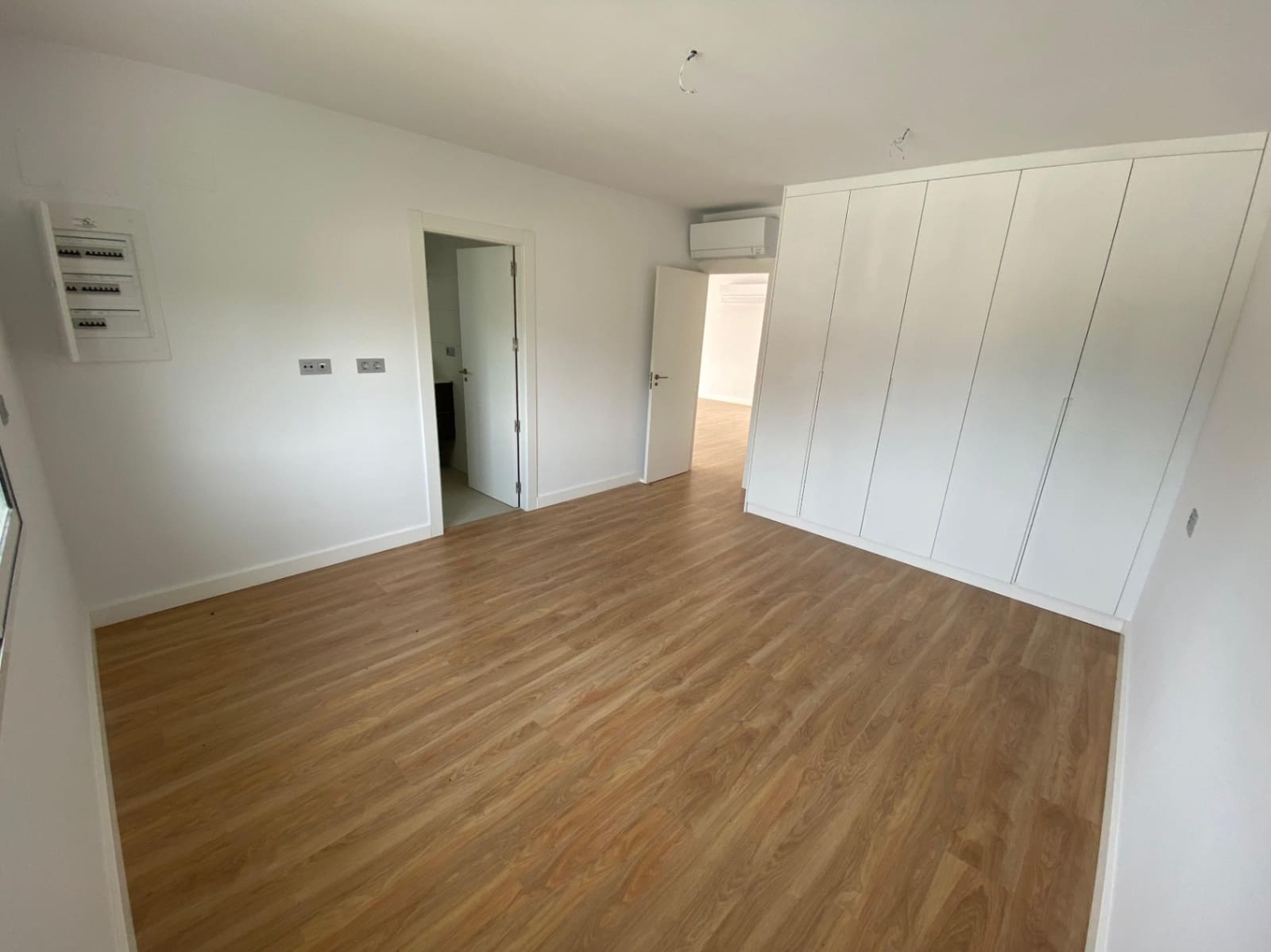 5 soverom Villa til salgs i Albir med svømmebasseng garasje - € 795 000 (Ref: 8971707)