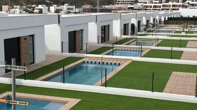 4 Zimmer Villa zu verkaufen in Finestrat mit Pool - 875.000 € (Ref: 8990009)