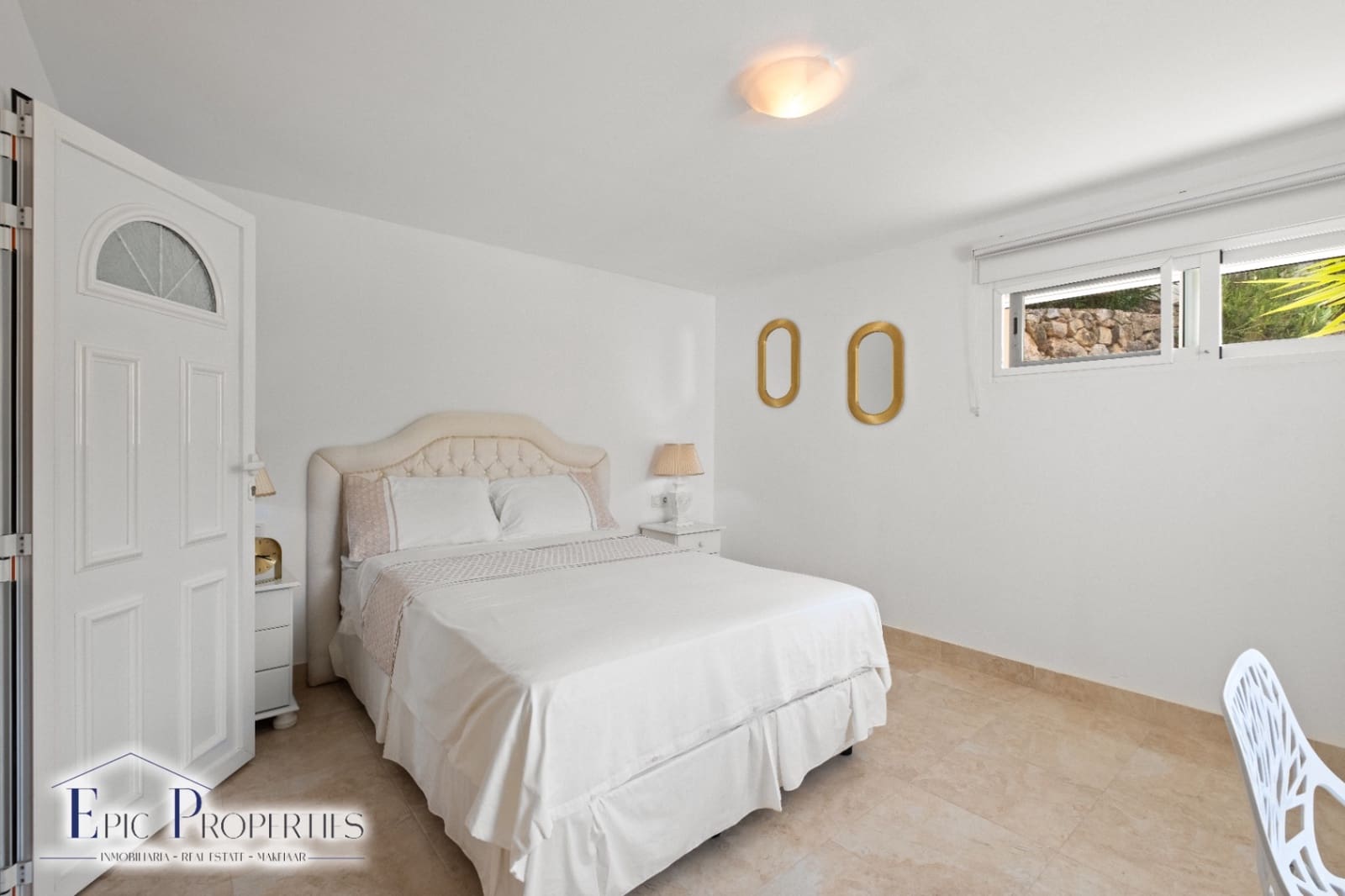 4 bedroom Villa for sale in La Nucia with pool garage - € 560,000 (Ref: 9012295)