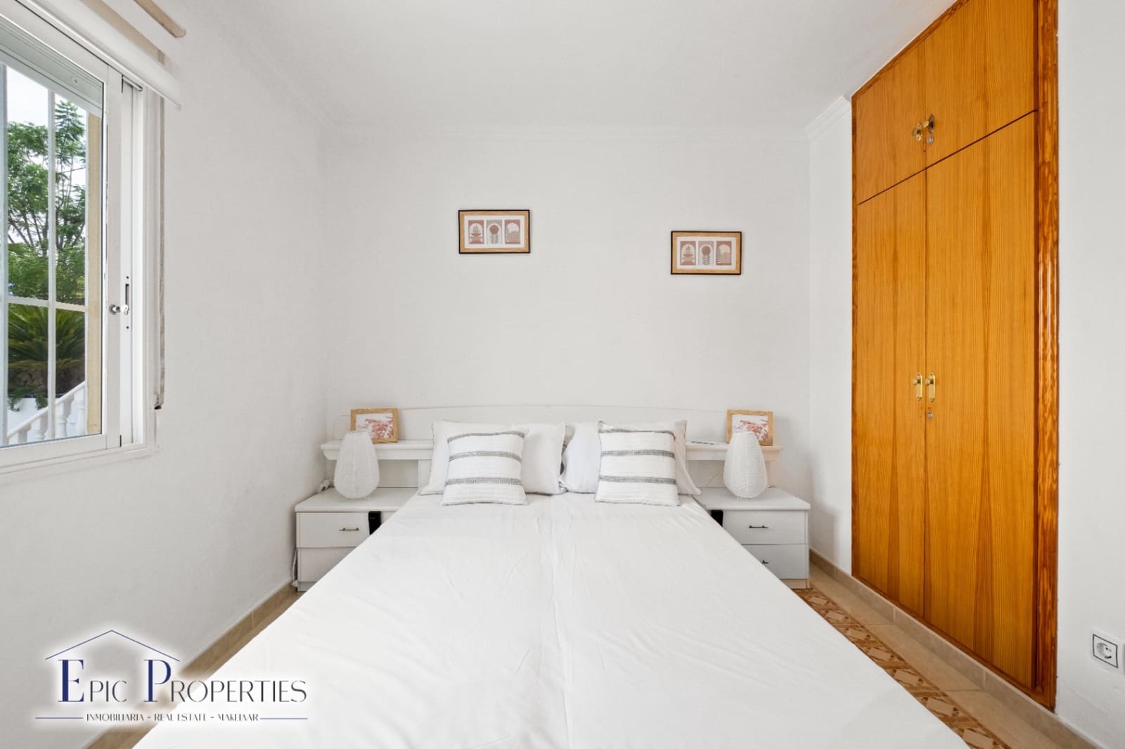 4 bedroom Villa for sale in La Nucia with pool garage - € 560,000 (Ref: 9012295)