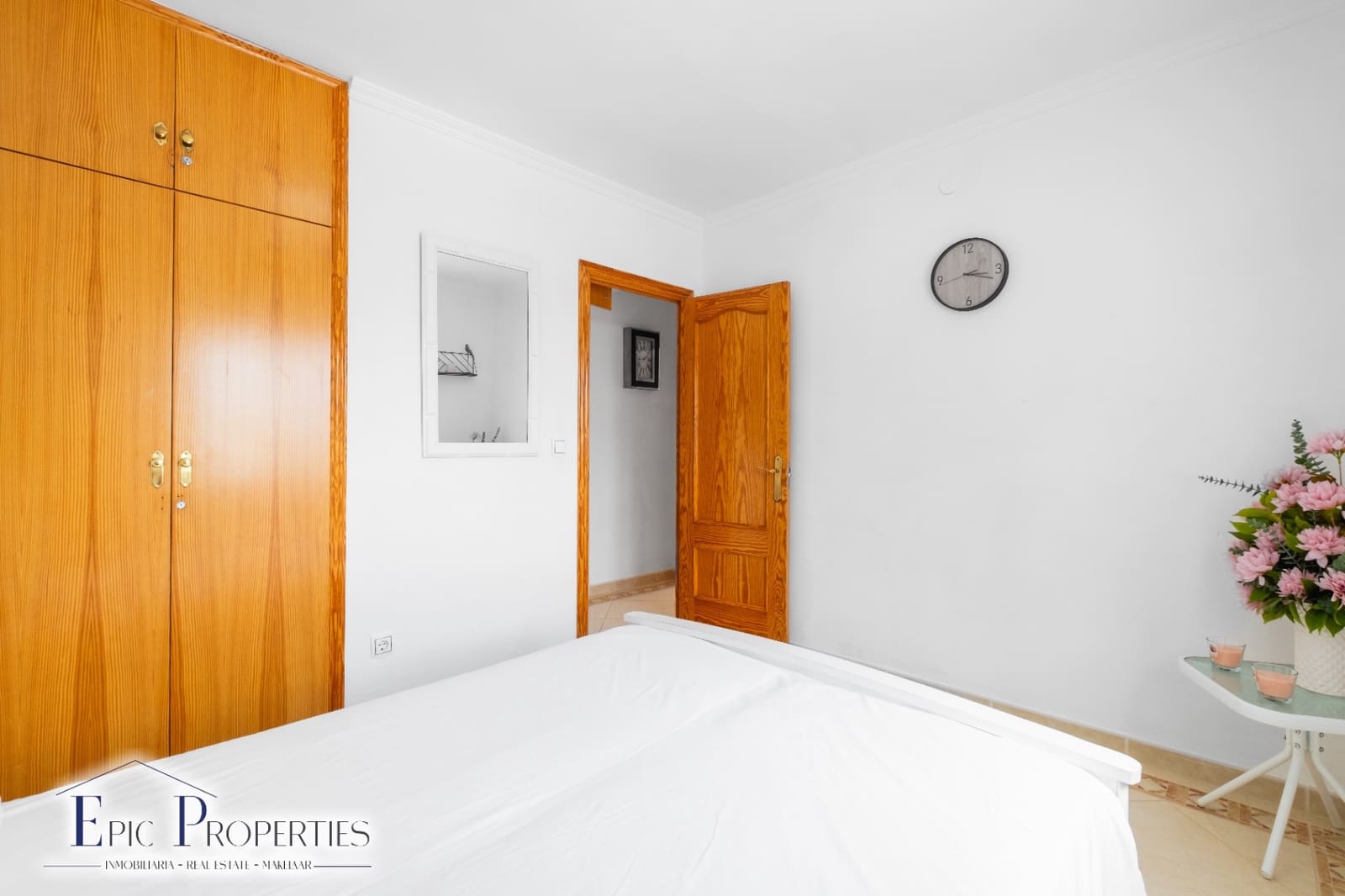 4 bedroom Villa for sale in La Nucia with pool garage - € 560,000 (Ref: 9012295)