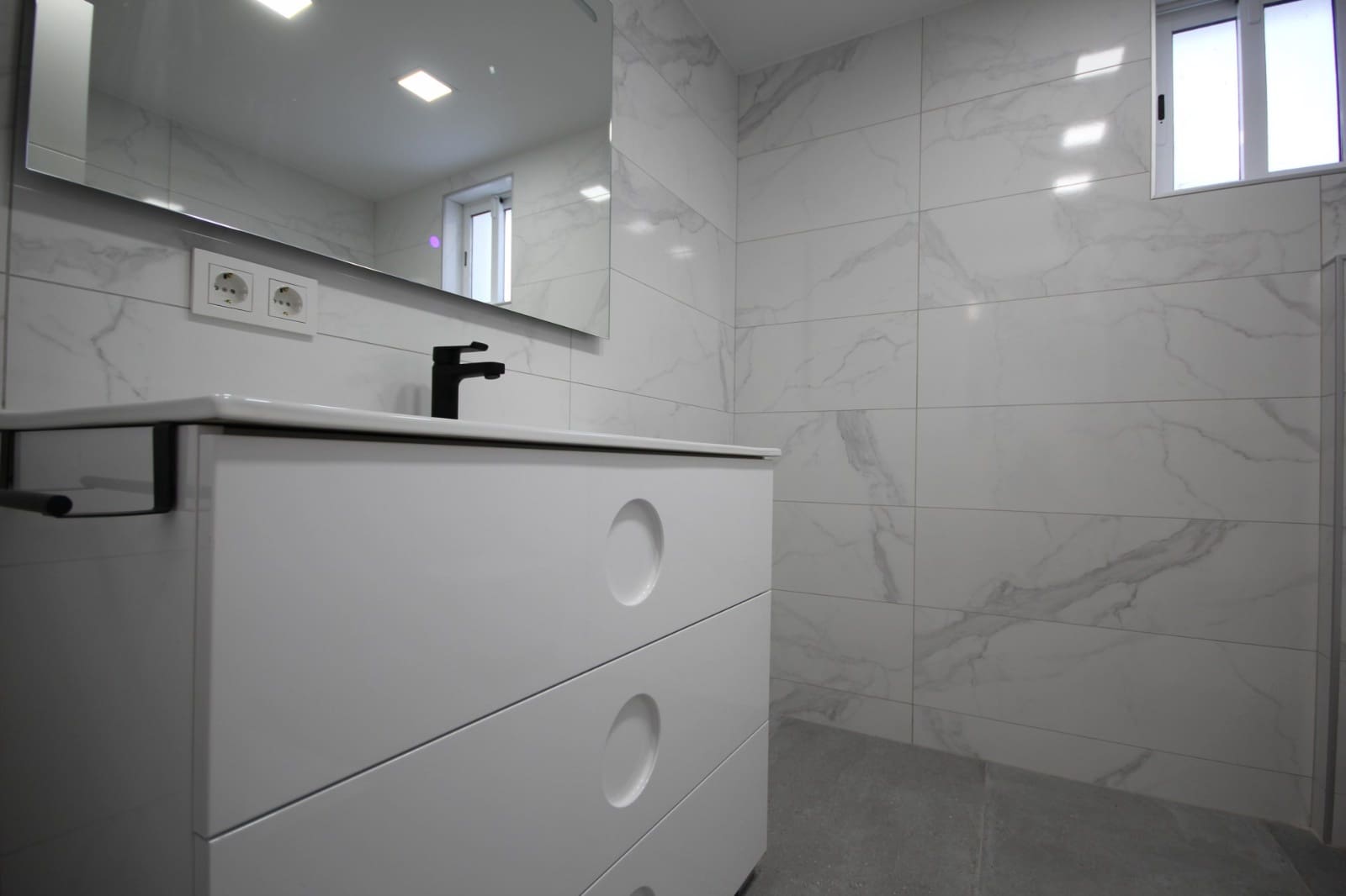 5 Zimmer Villa zu verkaufen in La Nucia mit Pool Garage - 1.350.000 € (Ref: 9051725)