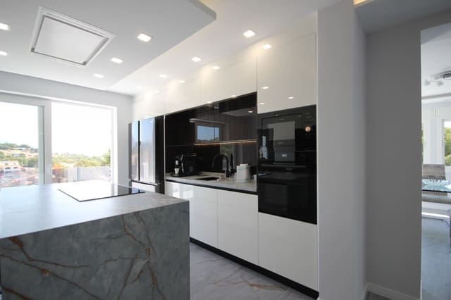 5 bedroom Villa for sale in La Nucia with pool garage - € 1,350,000 (Ref: 9051725)