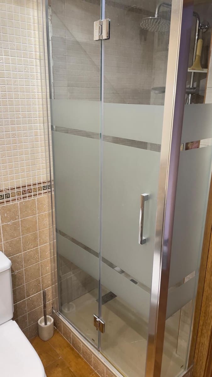 Apartamento de 4 habitaciones en Alfaz del Pi / L'Alfàs del Pi en alquiler con piscina - 1.650 € (Ref: 9051726)