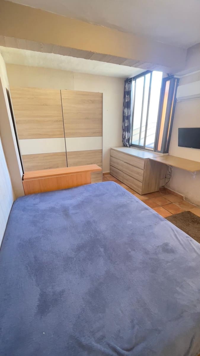 Apartamento de 4 habitaciones en Alfaz del Pi / L'Alfàs del Pi en alquiler con piscina - 1.650 € (Ref: 9051726)