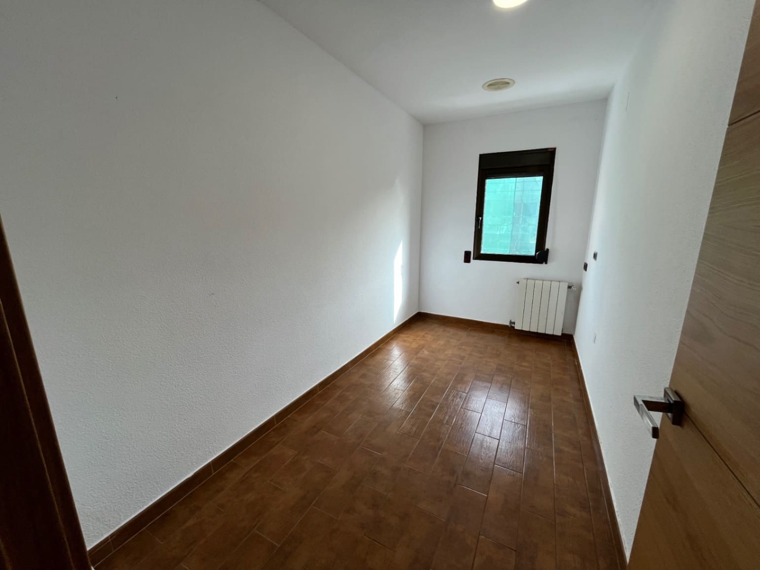 4 camera da letto Appartamento da affittare in Alfaz del Pi / L'Alfas del Pi con piscina garage - 1.650 € (Rif: 9051726)