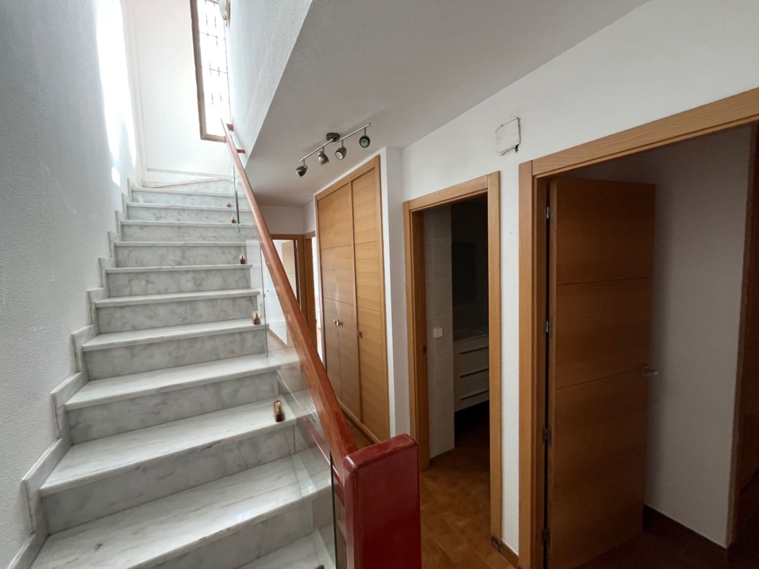 4 camera da letto Appartamento da affittare in Alfaz del Pi / L'Alfas del Pi con piscina garage - 1.650 € (Rif: 9051726)