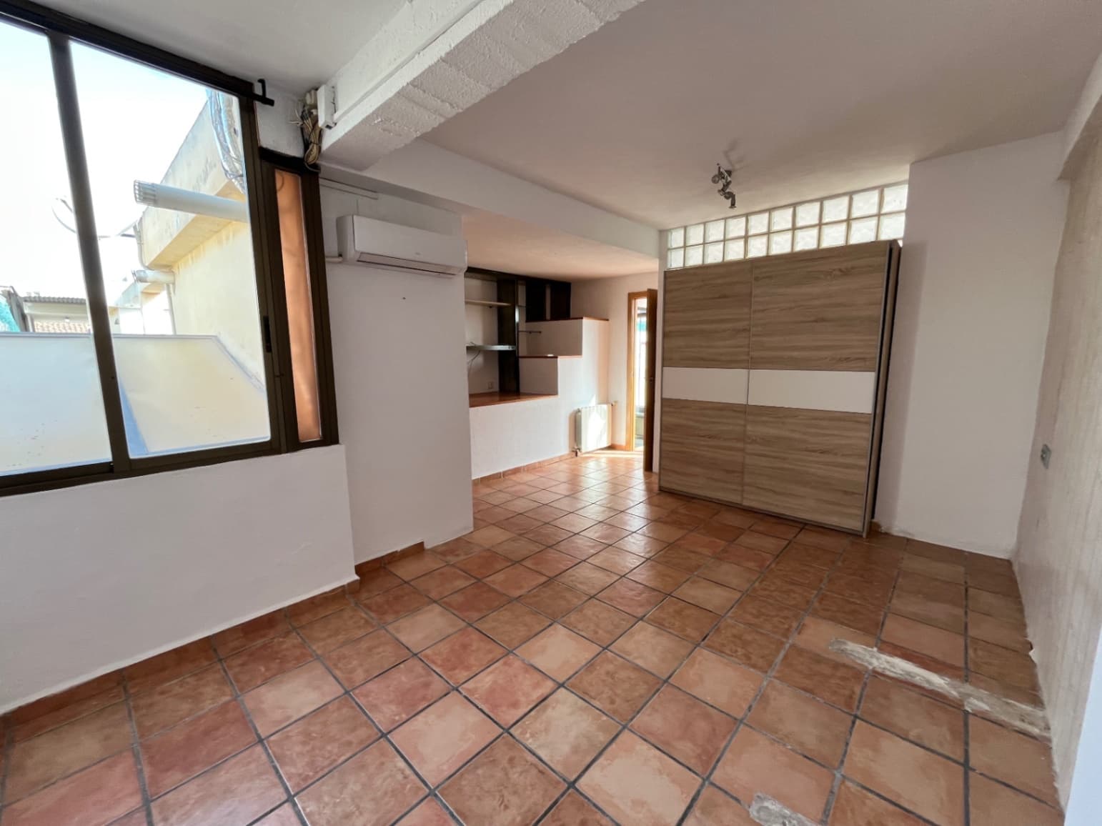 4 camera da letto Appartamento da affittare in Alfaz del Pi / L'Alfas del Pi con piscina garage - 1.650 € (Rif: 9051726)