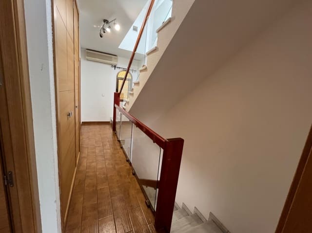 4 soverom Leilighet til leie i Alfaz del Pi / L'Alfàs del Pi med svømmebasseng garasje - € 1 650 (Ref: 9051726)