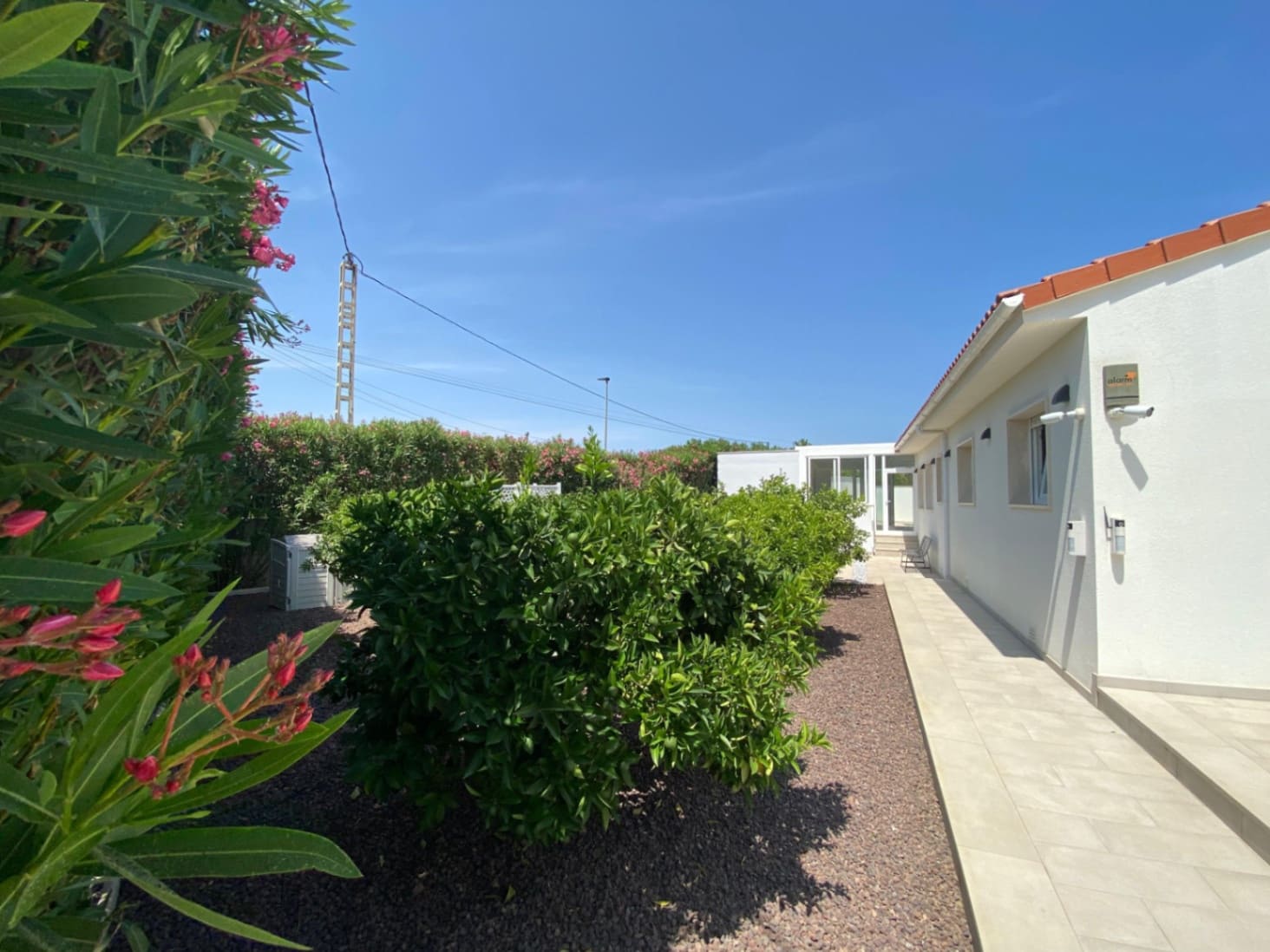 4 bedroom Villa for sale in Albir with pool garage - € 975,000 (Ref: 9074590)