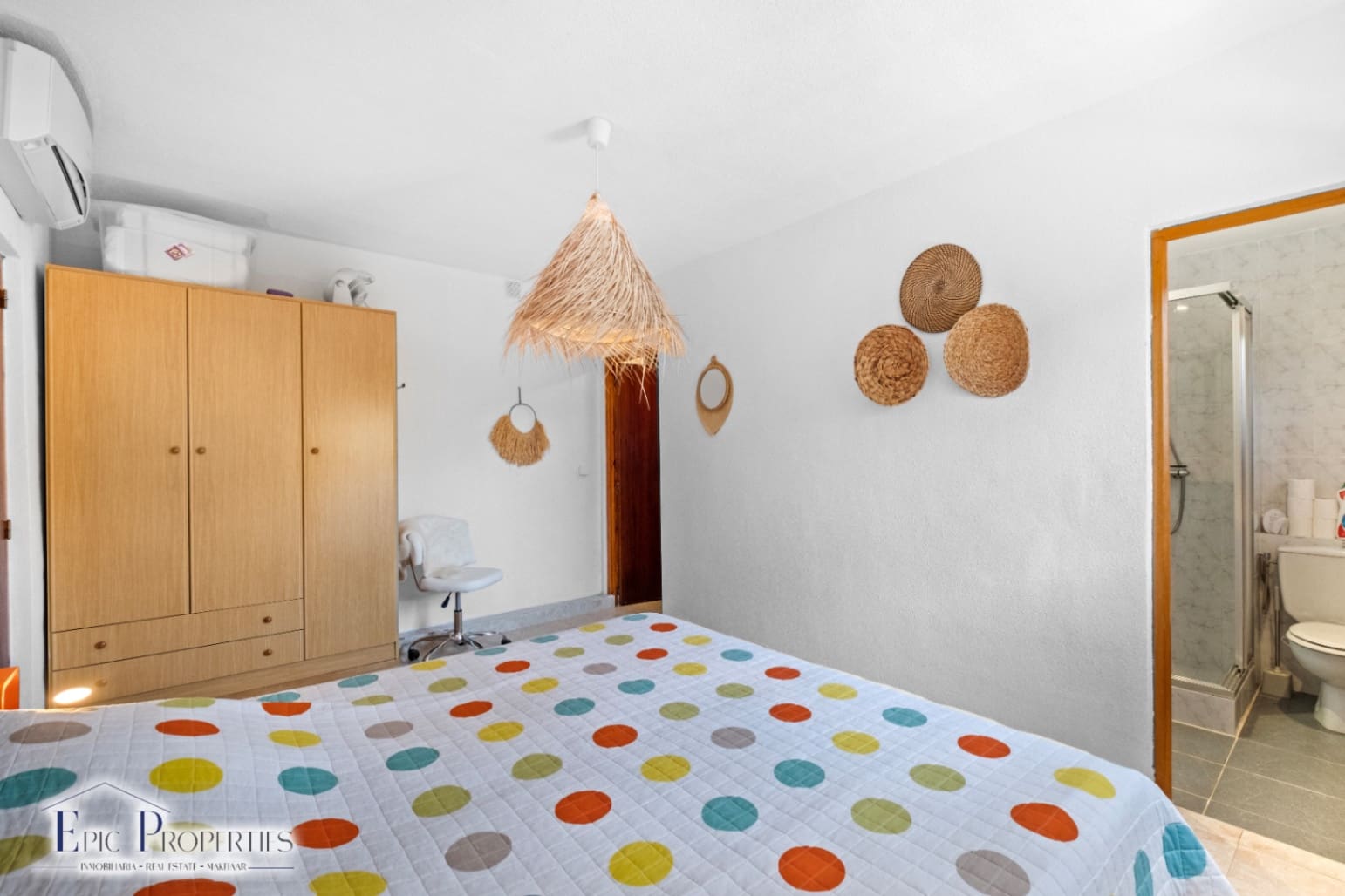 3 bedroom Villa for sale in Alfaz del Pi / L'Alfas del Pi with pool garage - € 599,000 (Ref: 9076865)