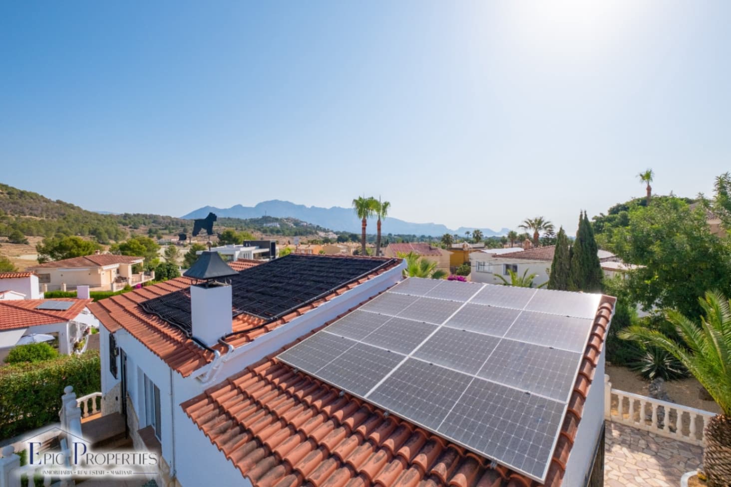 3 bedroom Villa for sale in Alfaz del Pi / L'Alfas del Pi with pool garage - € 599,000 (Ref: 9076865)