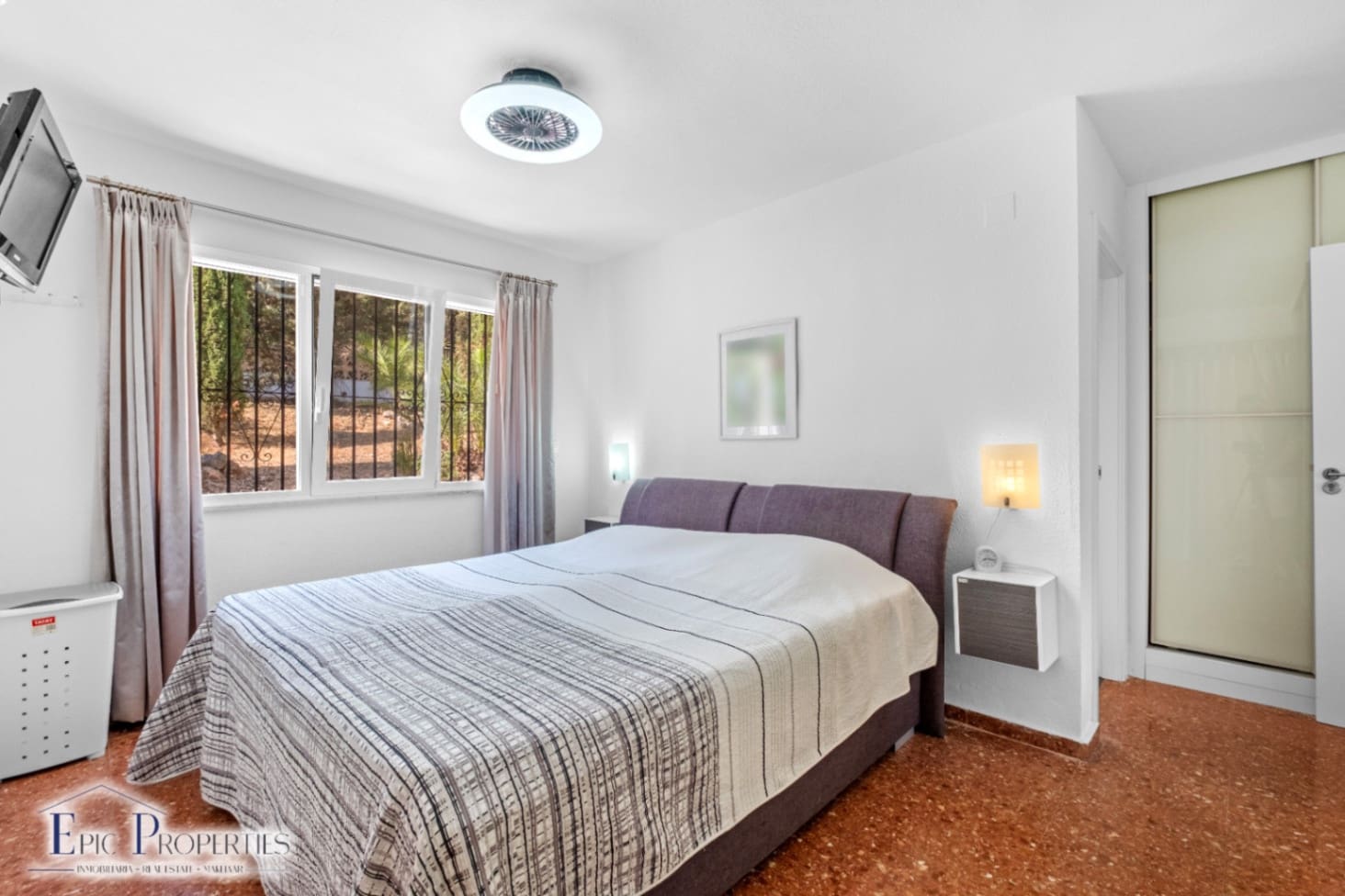 3 bedroom Villa for sale in Alfaz del Pi / L'Alfas del Pi with pool garage - € 599,000 (Ref: 9076865)