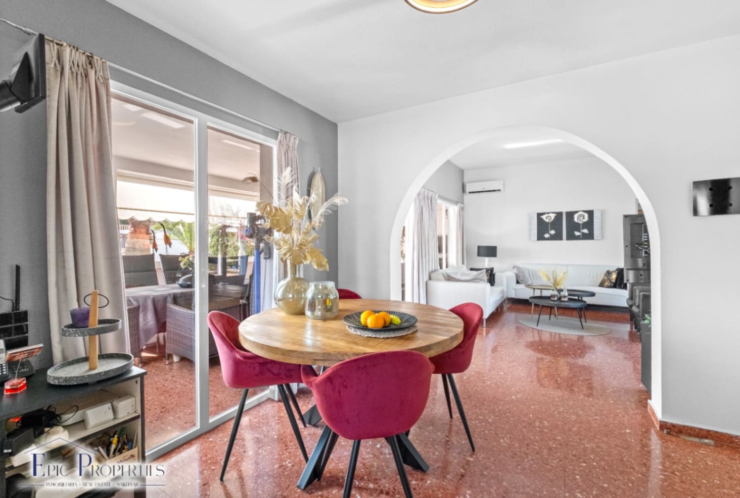 3 bedroom Villa for sale in Alfaz del Pi / L'Alfas del Pi with pool garage - € 599,000 (Ref: 9076865)