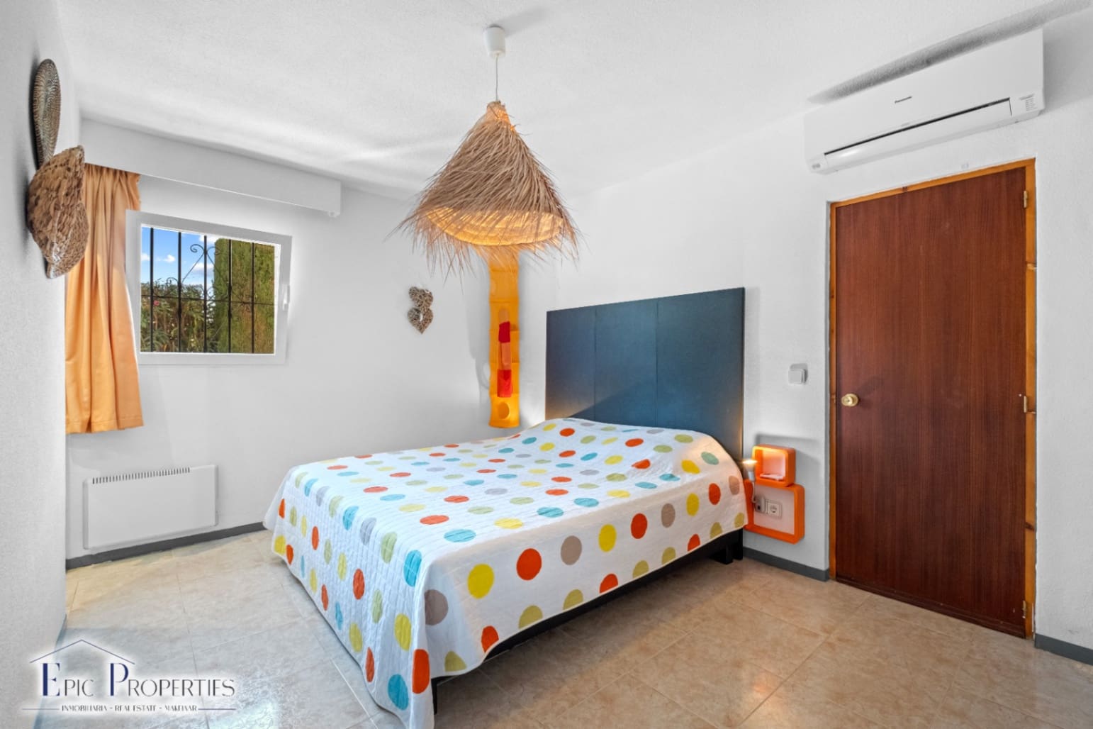 3 bedroom Villa for sale in Alfaz del Pi / L'Alfas del Pi with pool garage - € 599,000 (Ref: 9076865)