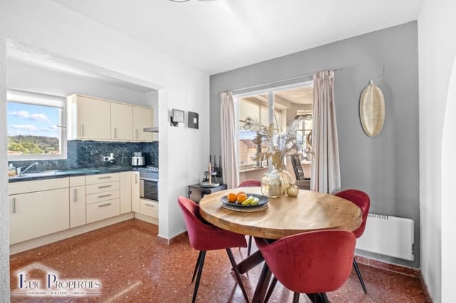 3 bedroom Villa for sale in Alfaz del Pi / L'Alfàs del Pi with pool garage - € 599,000 (Ref: 9076865)