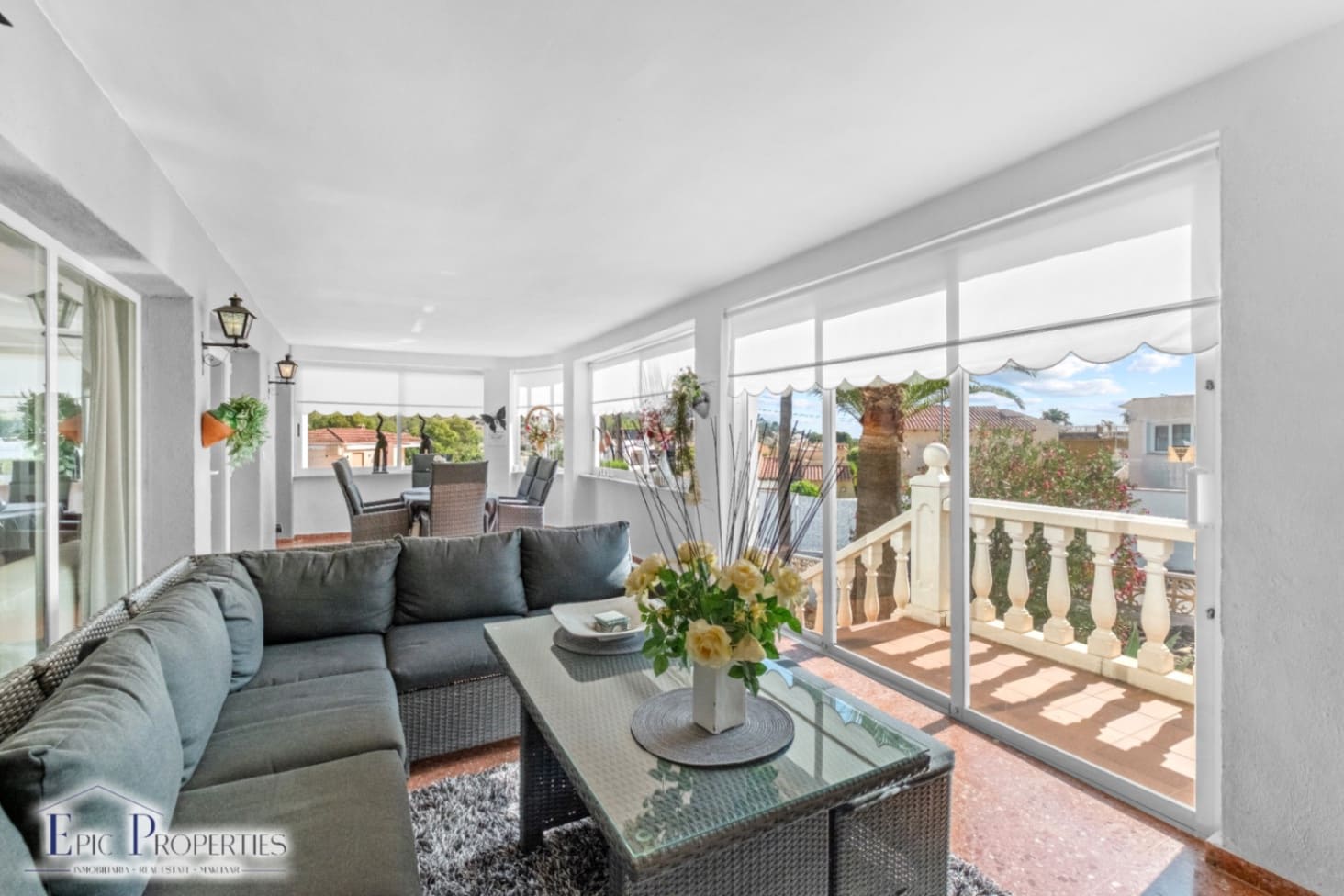 3 bedroom Villa for sale in Alfaz del Pi / L'Alfas del Pi with pool garage - € 599,000 (Ref: 9076865)