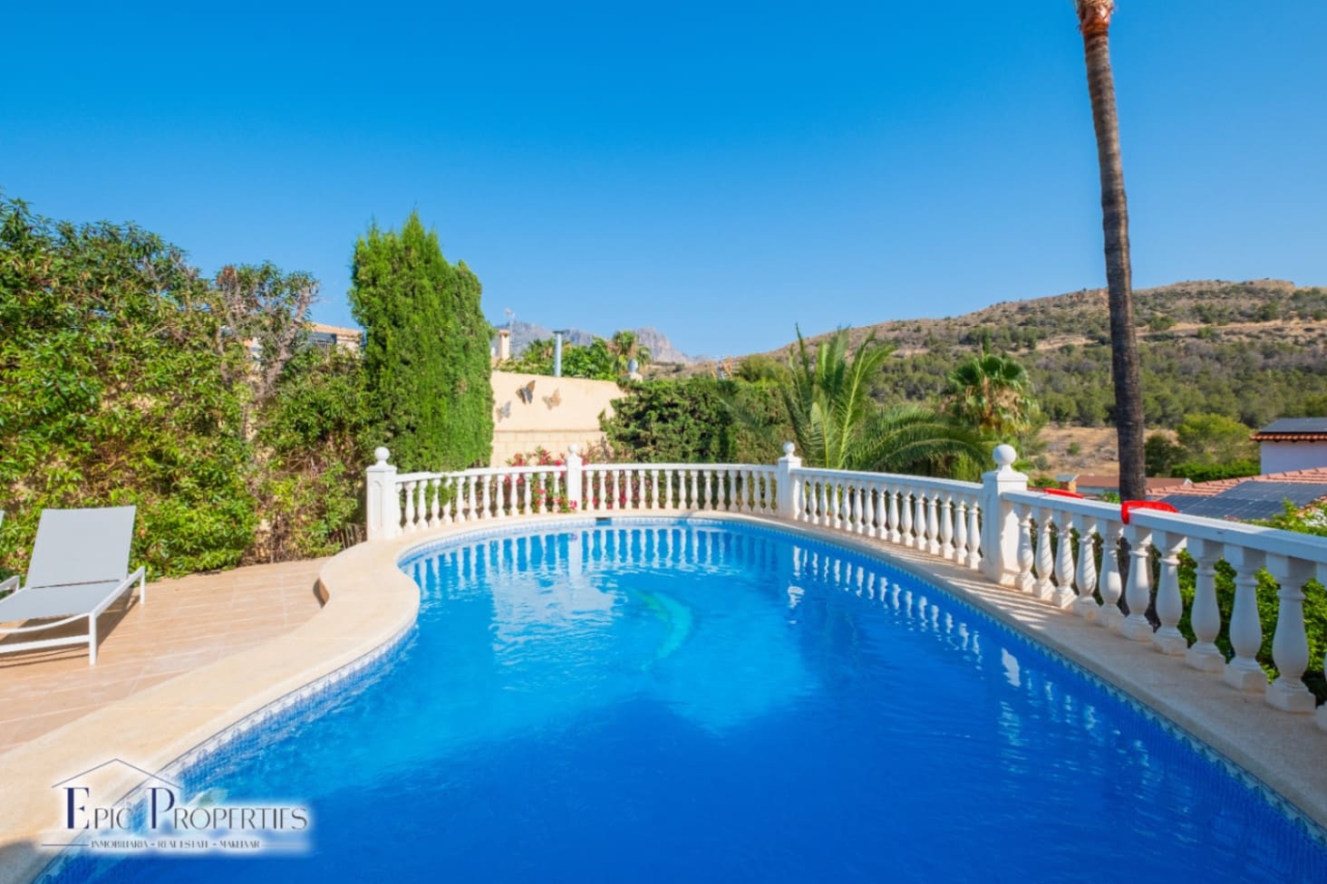 3 bedroom Villa for sale in Alfaz del Pi / L'Alfas del Pi with pool garage - € 599,000 (Ref: 9076865)