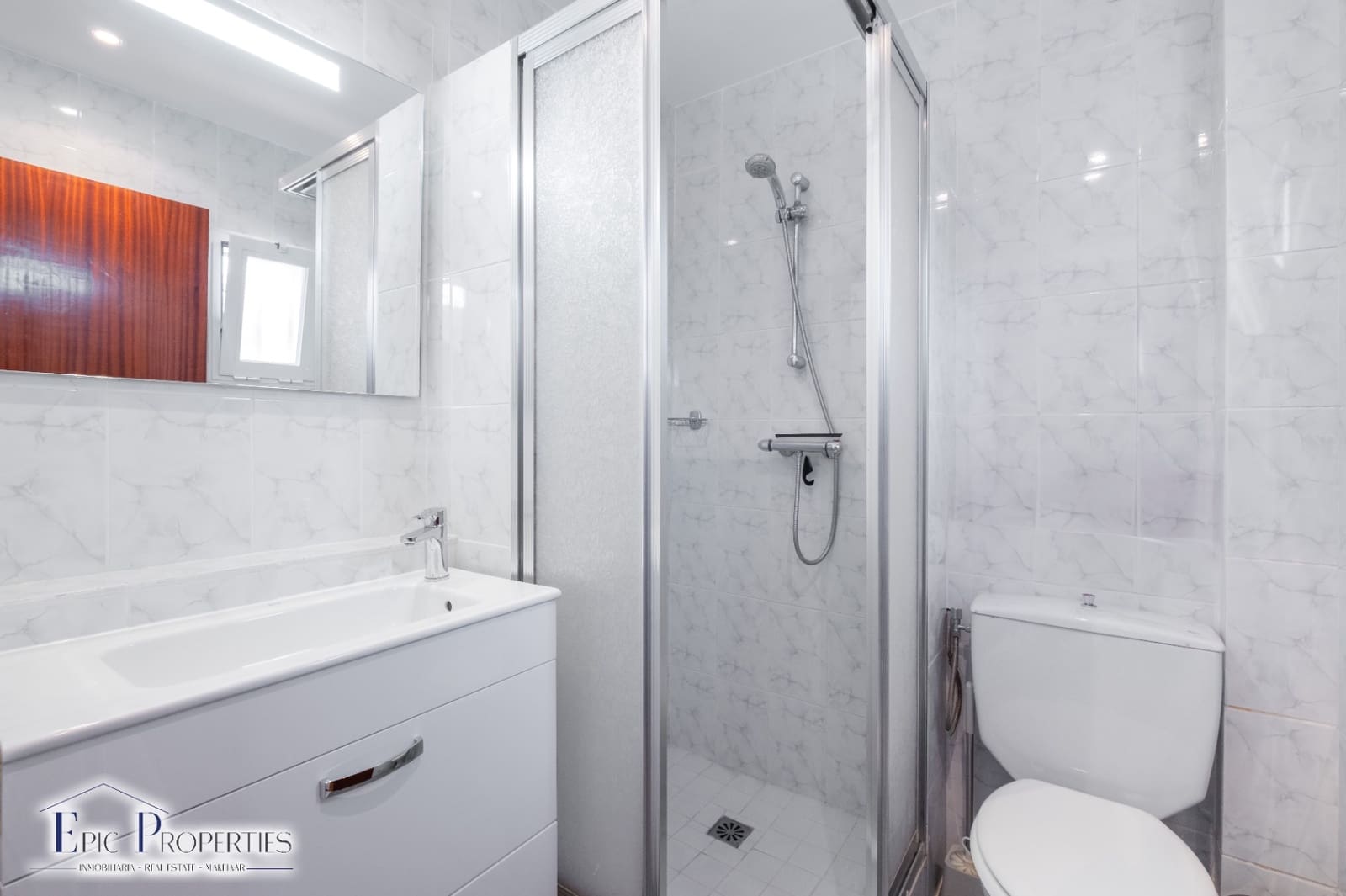 3 bedroom Villa for sale in Alfaz del Pi / L'Alfas del Pi with pool garage - € 599,000 (Ref: 9076865)