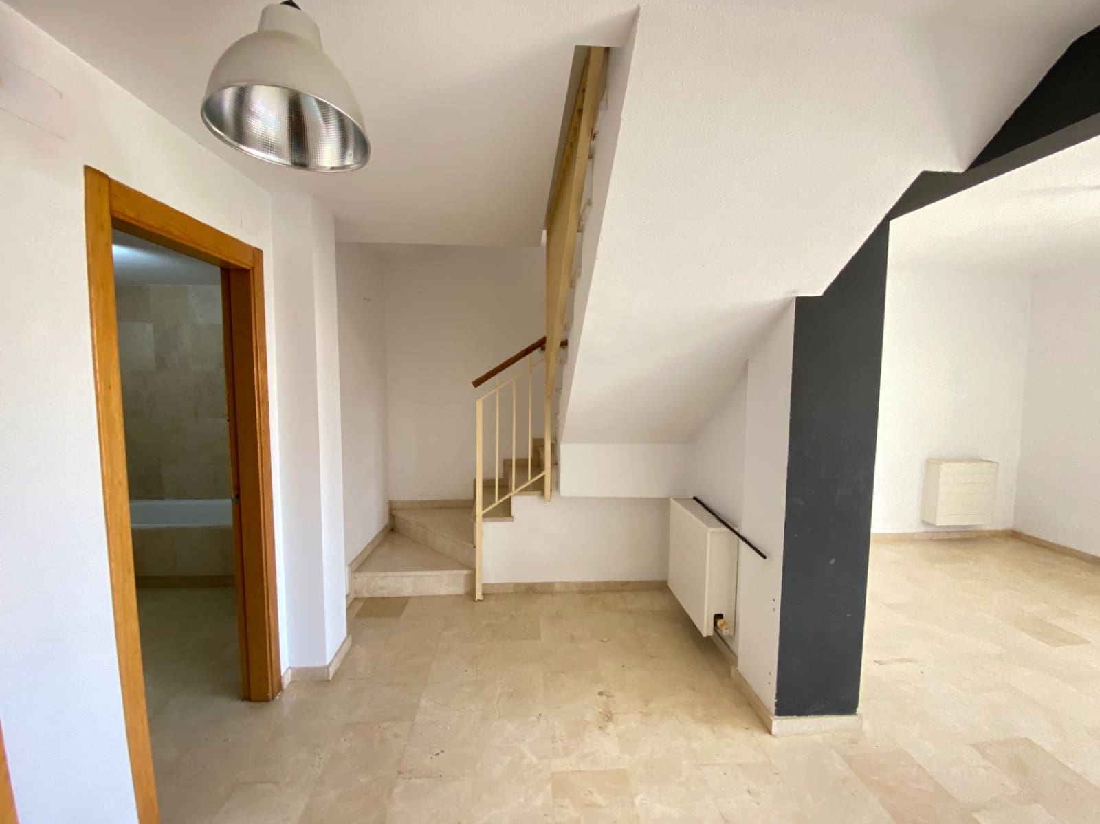 4 bedroom Villa for sale in La Nucia with garage - € 330,000 (Ref: 9133719)