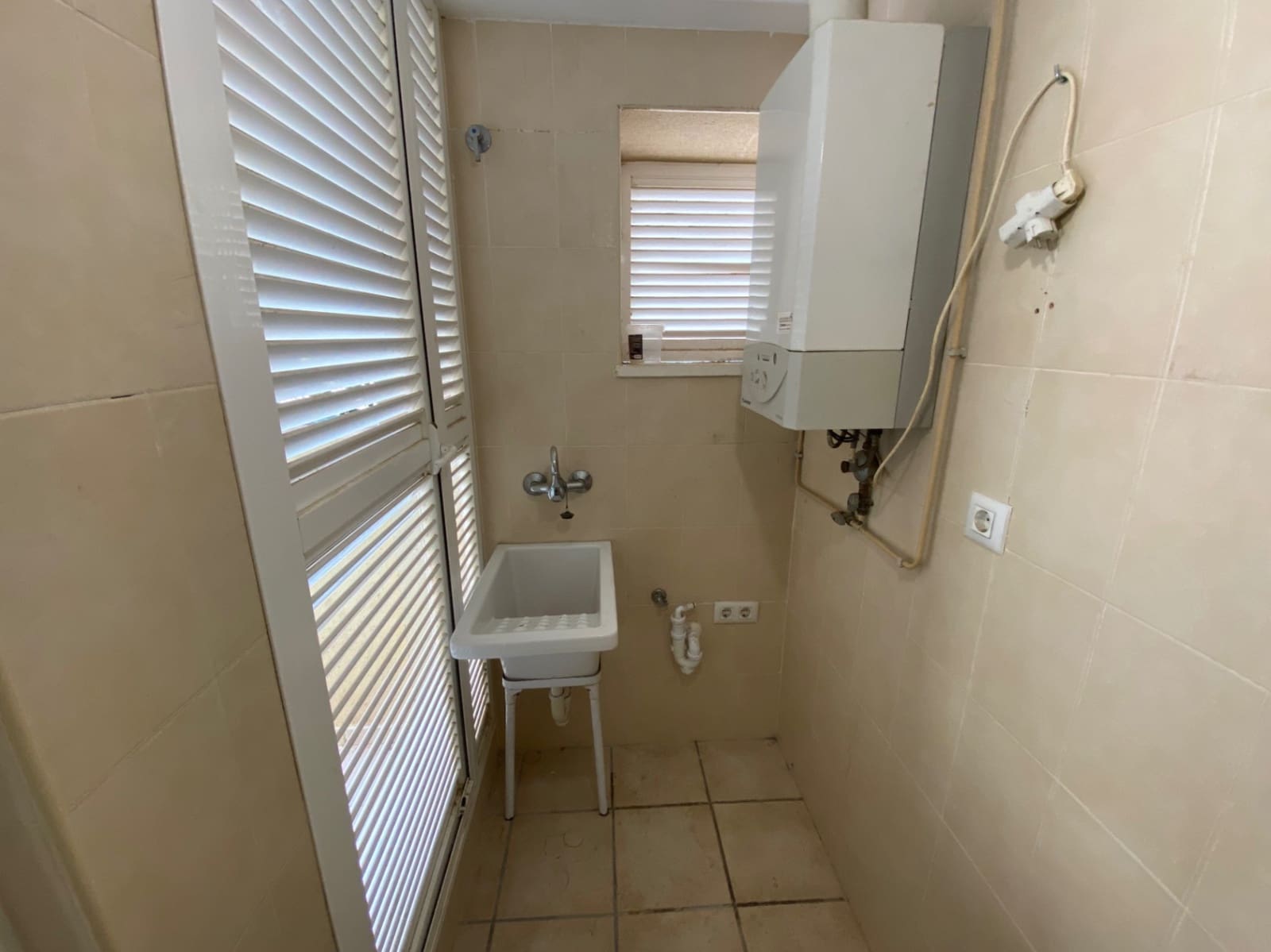 4 bedroom Villa for sale in La Nucia with garage - € 330,000 (Ref: 9133719)