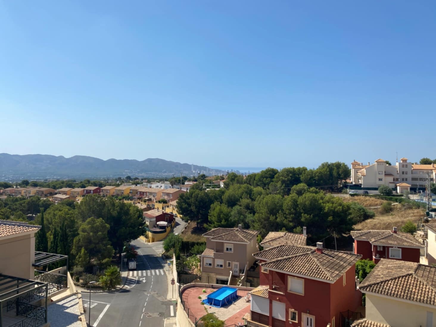 4 bedroom Villa for sale in La Nucia with garage - € 330,000 (Ref: 9133719)