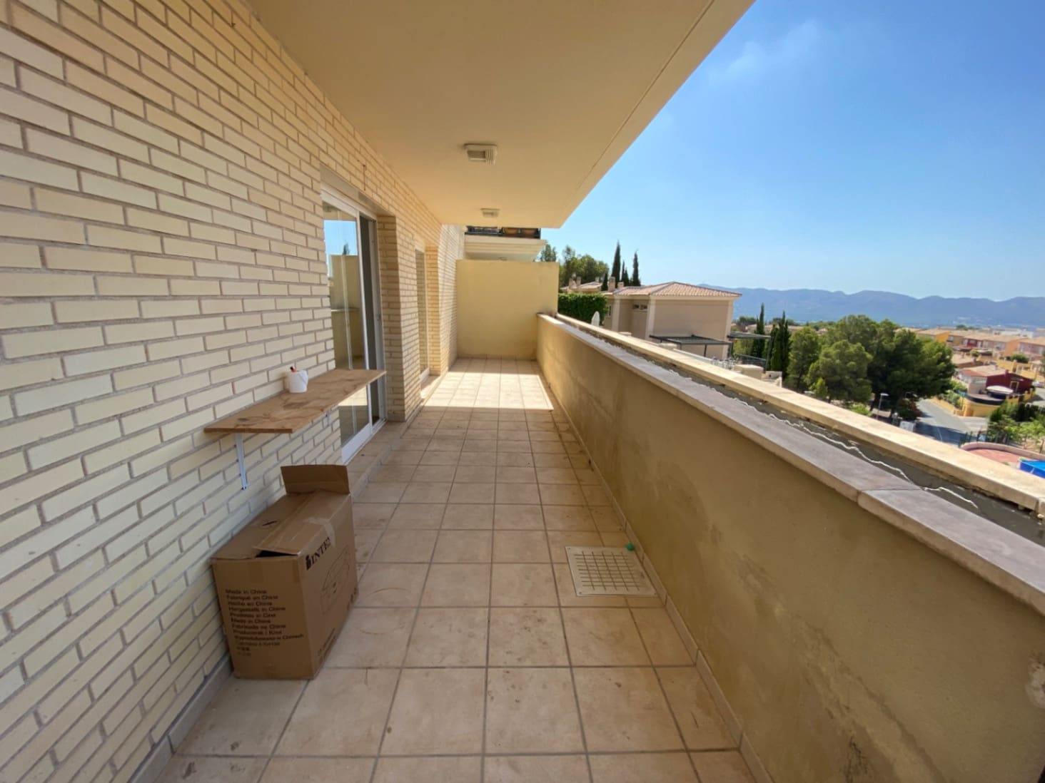 4 bedroom Villa for sale in La Nucia with garage - € 330,000 (Ref: 9133719)