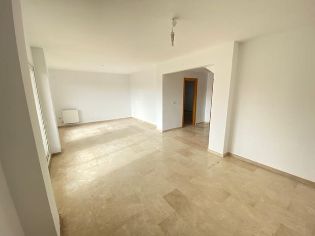 Chalet de 4 habitaciones en La Nucia en venta con garaje - 330.000 € (Ref: 9133719)