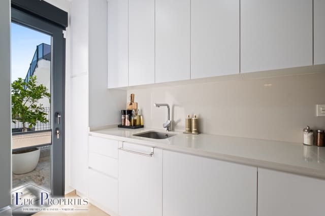 3 bedroom Townhouse for sale in Polop with pool garage - € 379,000 (Ref: 9144452)