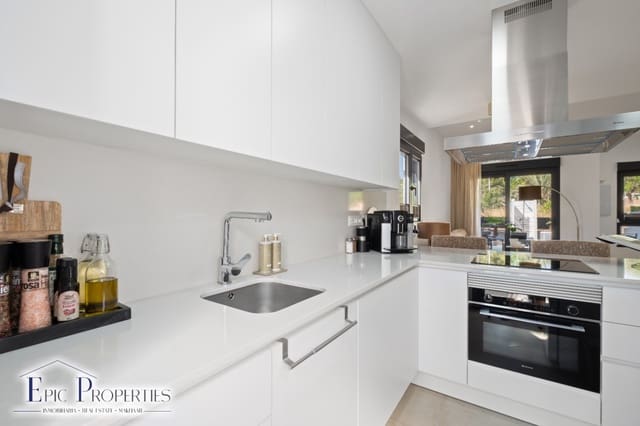 3 bedroom Townhouse for sale in Polop with pool garage - € 379,000 (Ref: 9144452)