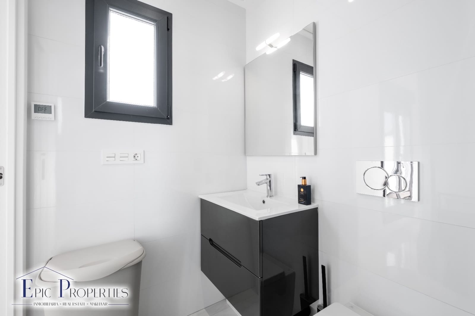 3 chambre Maison de Ville à vendre à Polop avec piscine garage - 379 000 € (Ref: 9144452)