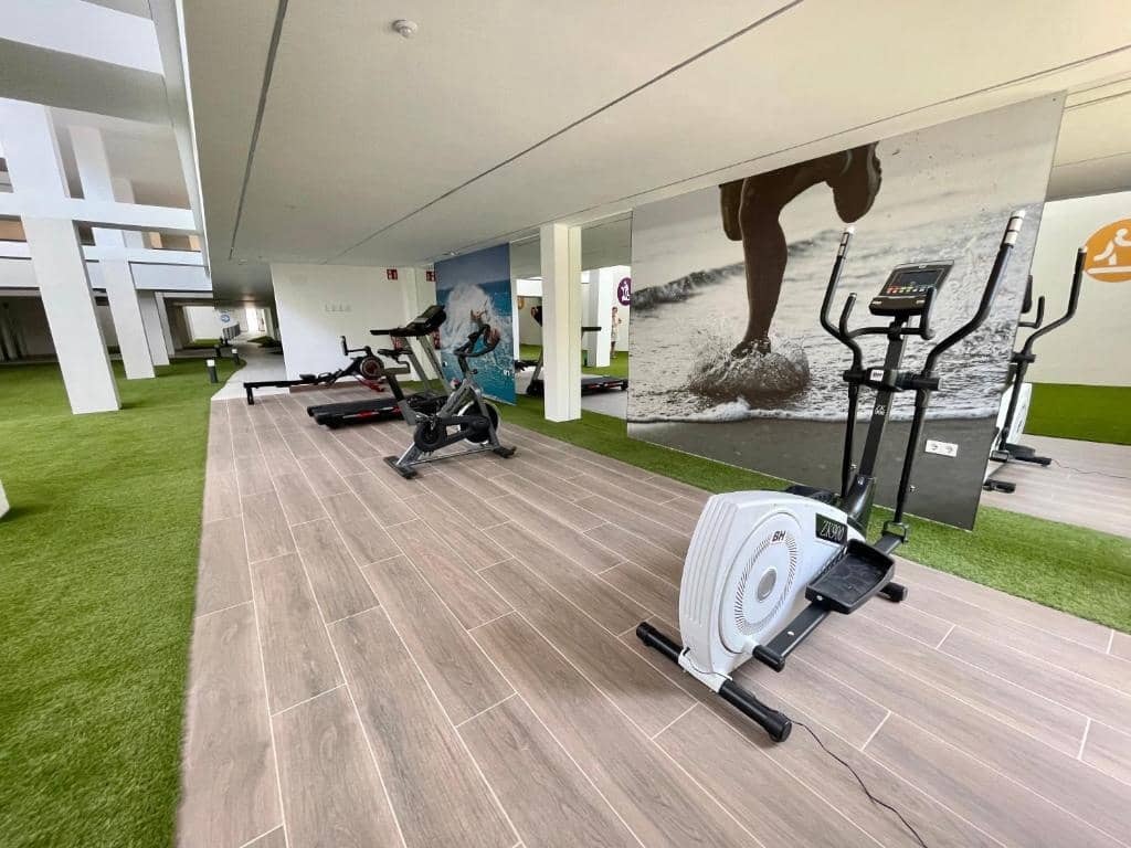 Apartamento de 2 habitaciones en Finestrat en venta con piscina garaje - 419.000 € (Ref: 9160599)