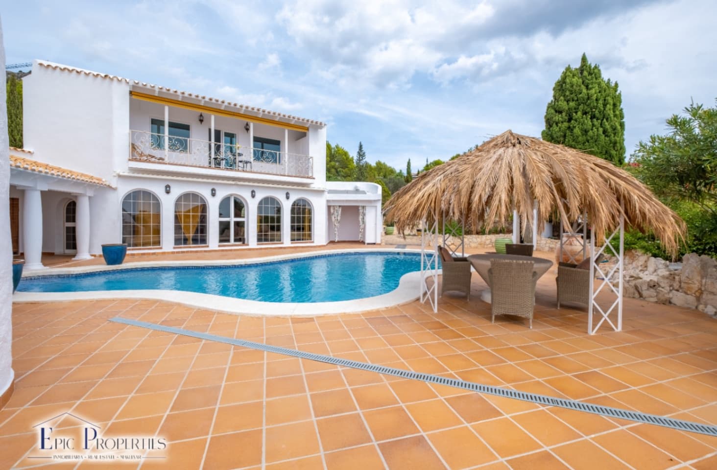 3 soverom Villa til salgs i Altea med svømmebasseng garasje - € 1 600 000 (Ref: 9219212)