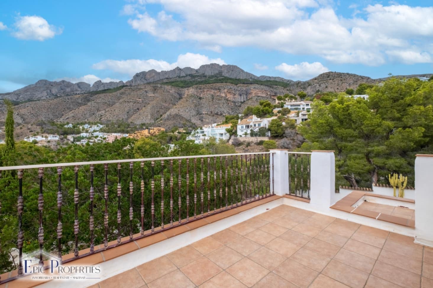 3 soverom Villa til salgs i Altea med svømmebasseng garasje - € 1 600 000 (Ref: 9219212)