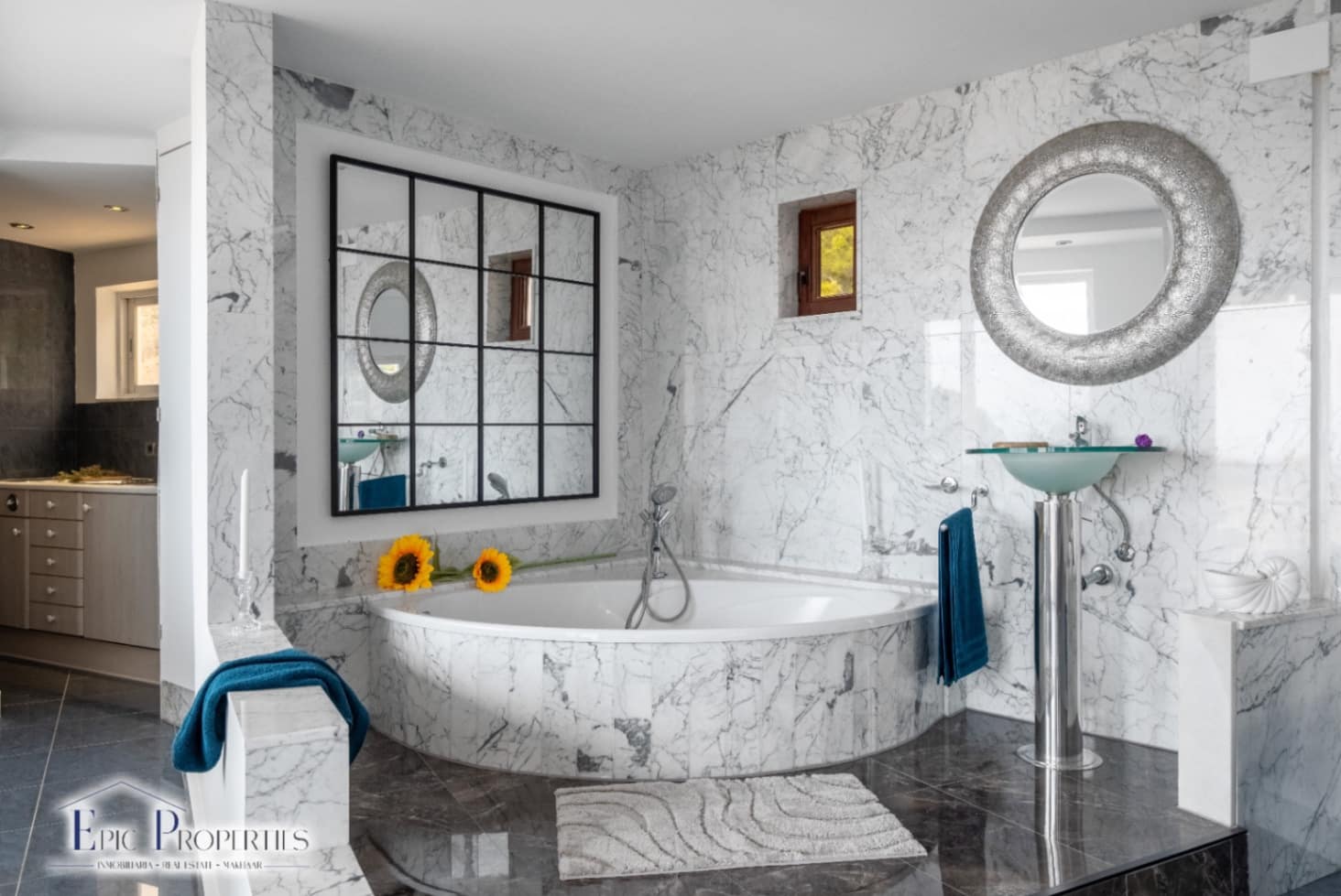 3 soverom Villa til salgs i Altea med svømmebasseng garasje - € 1 600 000 (Ref: 9219212)