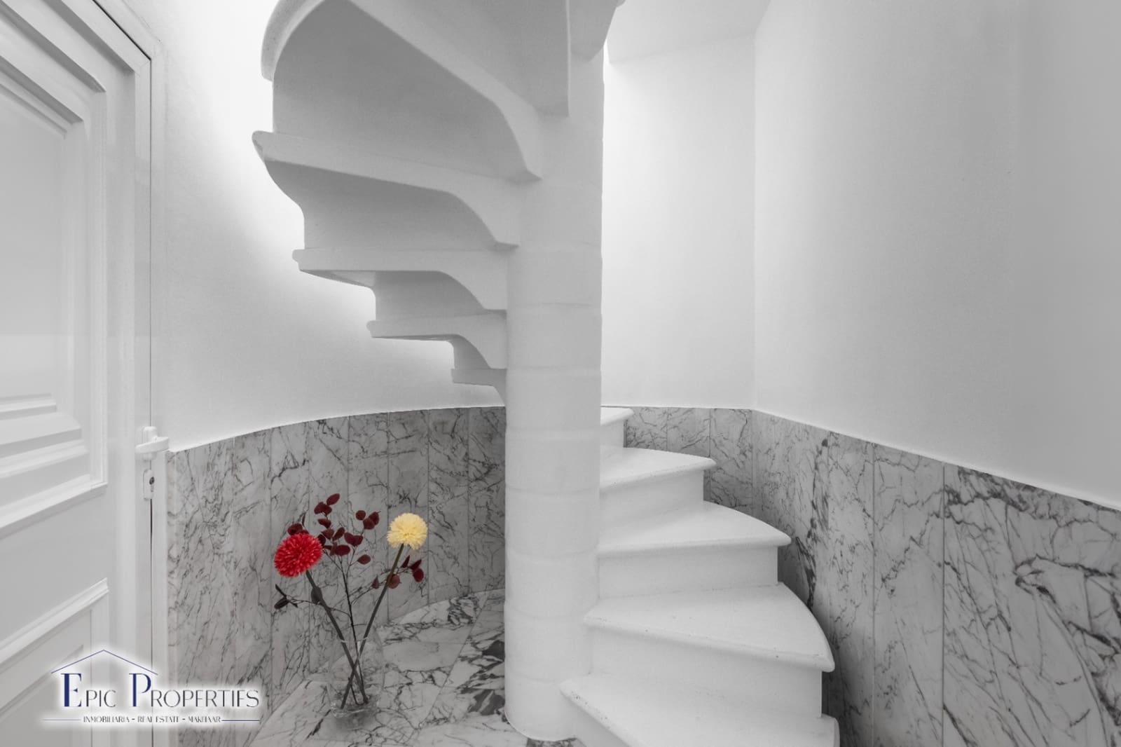 3 soverom Villa til salgs i Altea med svømmebasseng garasje - € 1 600 000 (Ref: 9219212)